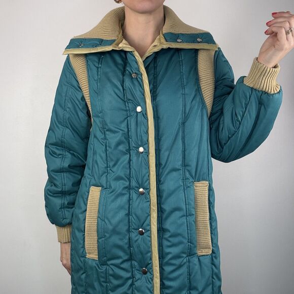 Vintage Quilted Winter Coat | 70s 80s Duster Puffer Style Made in Korea - Picture 15 of 15